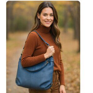 Coach Brooke Pebbled Leather Hobo Convertible Purse F17165 Blue $358